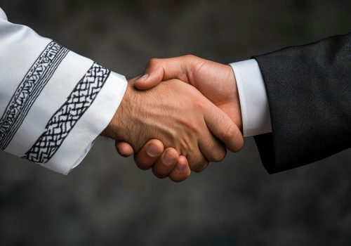属人化からの脱却！　ベテラン社員と若手社員が共に育つ組織づくりへ